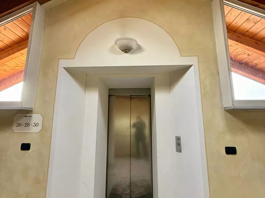 Immagine 15 di Appartamento in vendita  in piazza 20 settembre 6 a Varese