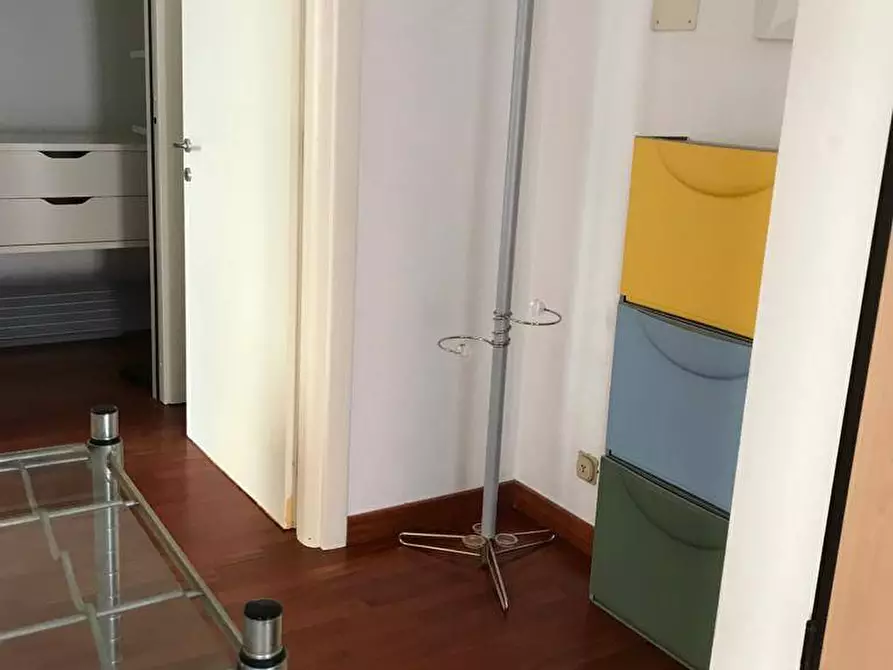 Immagine 3 di Appartamento in vendita  in Via Gozzi 2 a Varese