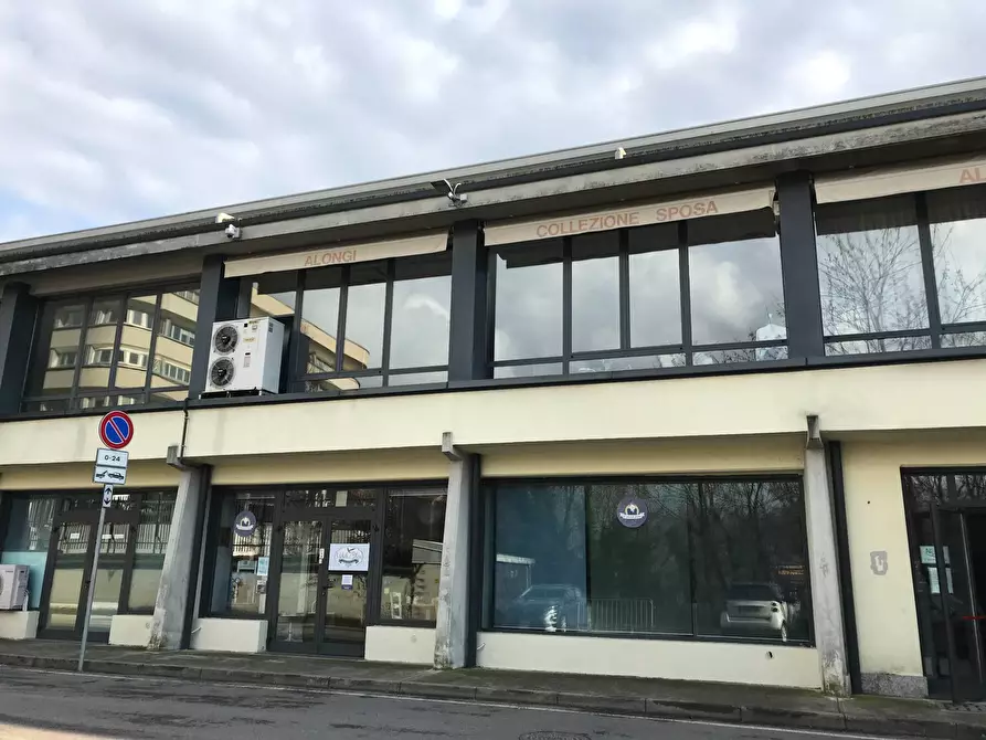 Immagine 2 di Locale commerciale in affitto  in Viale Belforte 178 a Varese