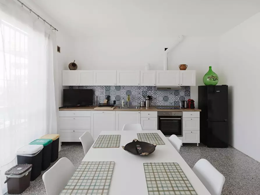 Immagine 21 di Villa in vendita  in Via Cadorna 23 a Legnano