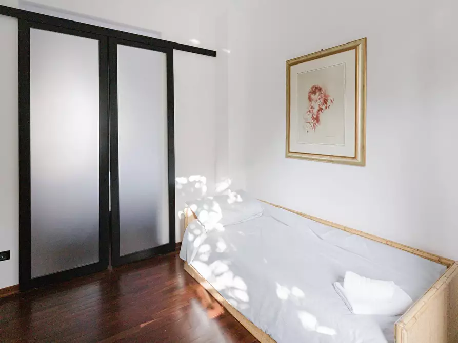 Immagine 25 di Villa in vendita  in Via Cadorna 23 a Legnano