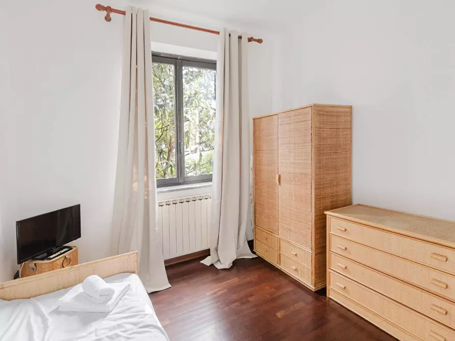 Immagine 27 di Villa in vendita  in Via Cadorna 23 a Legnano