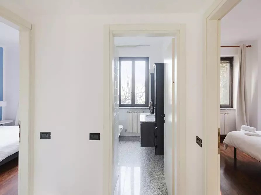 Immagine 35 di Villa in vendita  in Via Cadorna 23 a Legnano