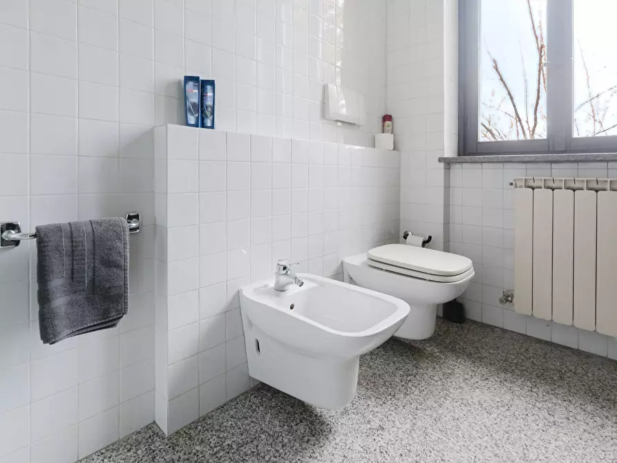 Immagine 41 di Villa in vendita  in Via Cadorna 23 a Legnano