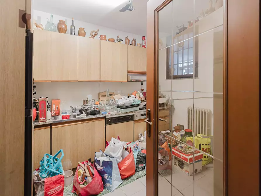 Immagine 56 di Villa in vendita  in Via Cadorna 23 a Legnano