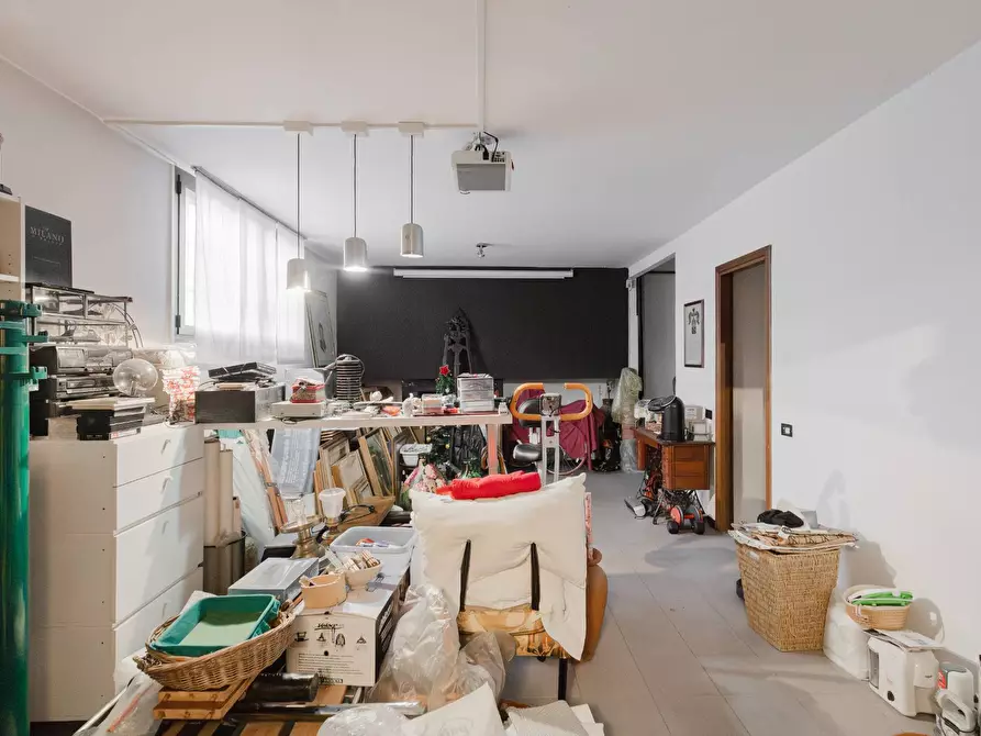 Immagine 57 di Villa in vendita  in Via Cadorna 23 a Legnano