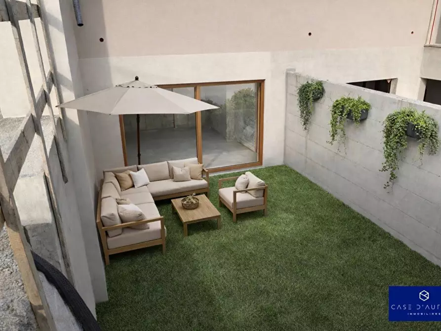 Immagine 24 di Villa in vendita  in via Matteotti a Barasso