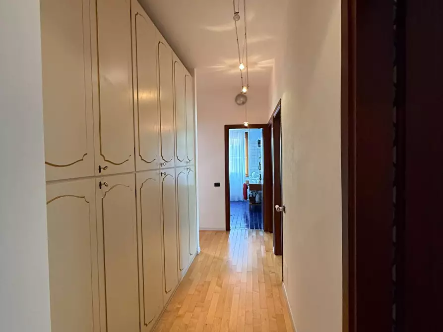 Immagine 3 di Appartamento in vendita  in Piazza 26 Maggio 5 a Varese