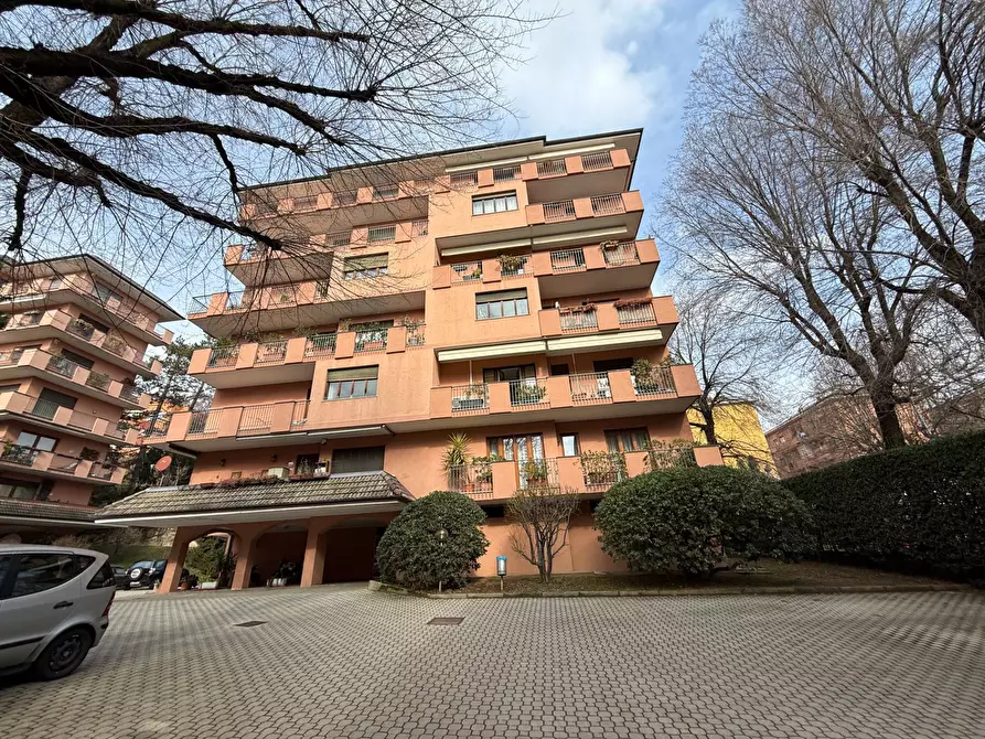 Immagine 12 di Appartamento in vendita  in Piazza 26 Maggio 5 a Varese