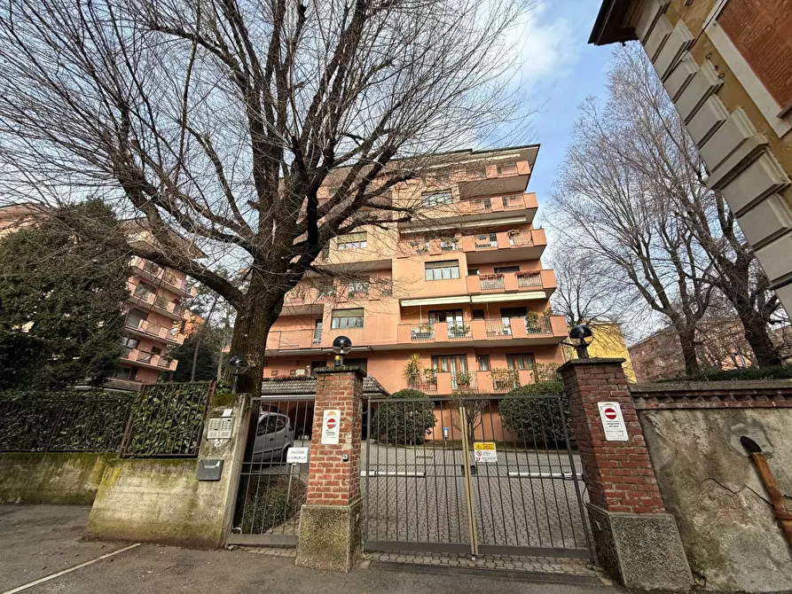 Immagine 13 di Appartamento in vendita  in Piazza 26 Maggio 5 a Varese