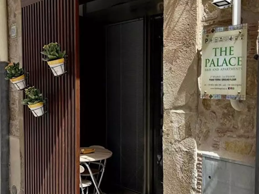 Immagine 3 di Appartamento in vendita  in Via Umberto I 60 a Santo Stefano Di Camastra