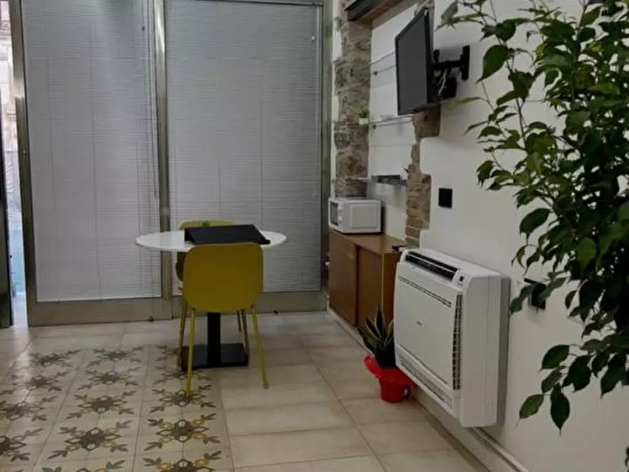 Immagine 6 di Appartamento in vendita  in Via Umberto I 60 a Santo Stefano Di Camastra