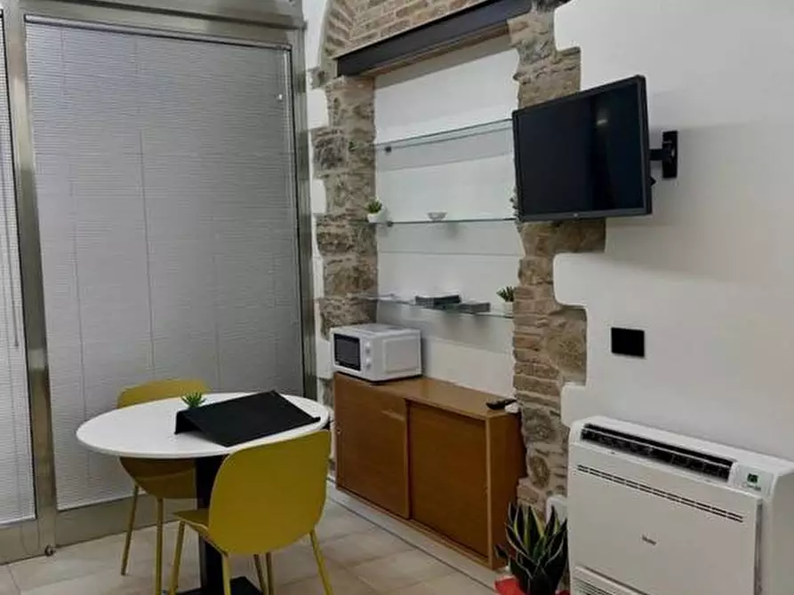 Immagine 7 di Appartamento in vendita  in Via Umberto I 60 a Santo Stefano Di Camastra