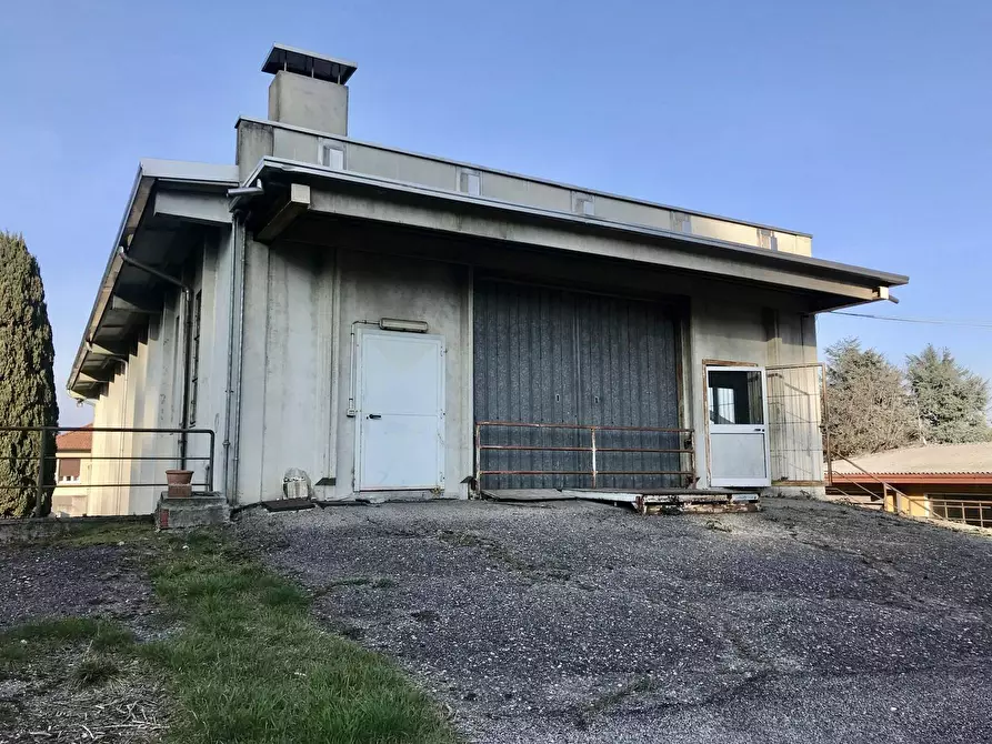 Immagine 2 di Capannone industriale in affitto  in VIA GOZZI 87 a Varese
