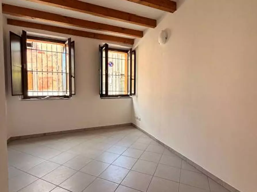 Immagine 2 di Appartamento in affitto  in Via Piave 1 a Barasso