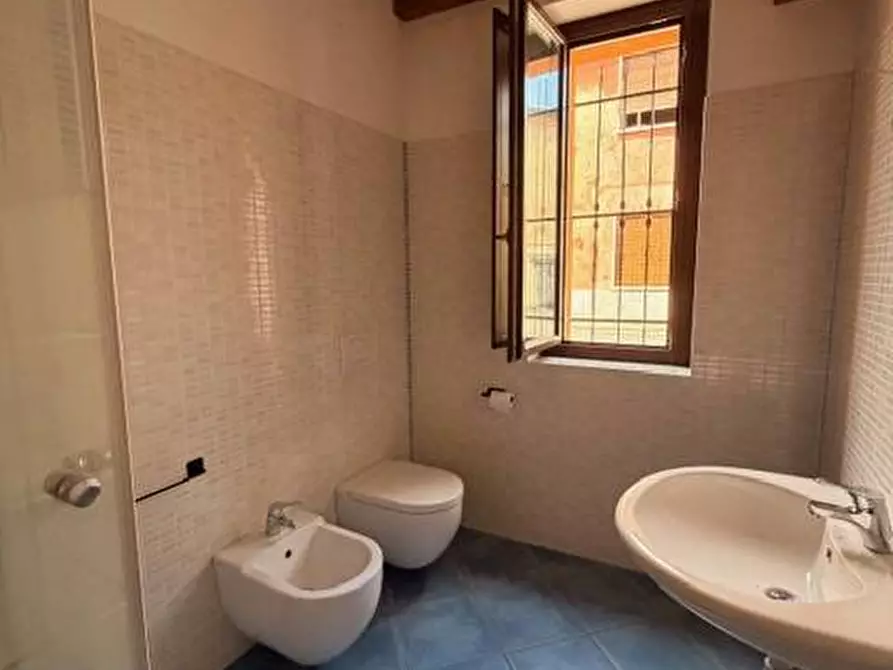 Immagine 5 di Appartamento in affitto  in Via Piave 1 a Barasso