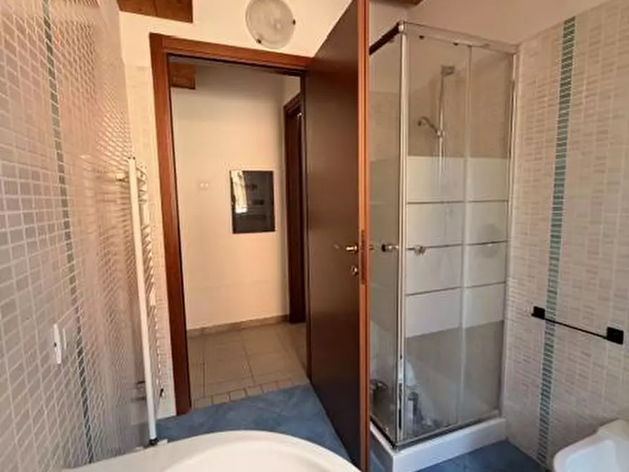 Immagine 6 di Appartamento in affitto  in Via Piave 1 a Barasso