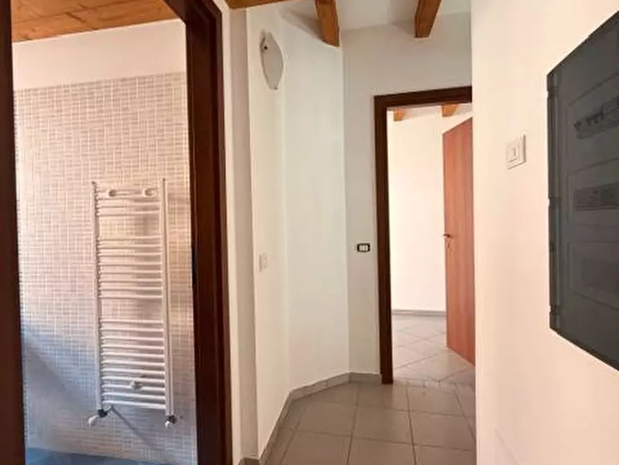 Immagine 9 di Appartamento in affitto  in Via Piave 1 a Barasso