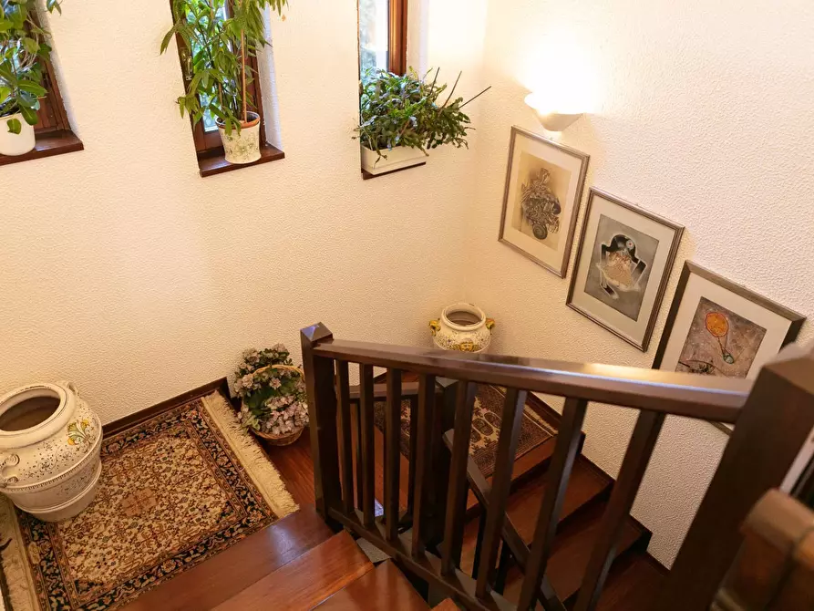 Immagine 18 di Villa in vendita  in Via Baracca 6 a Casorate Sempione