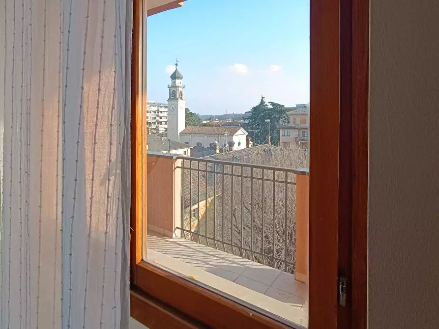 Immagine 26 di Appartamento in vendita  in Piazza 26 Maggio 5 a Varese