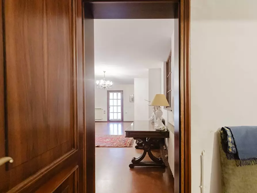 Immagine 37 di Villa in vendita  in VIA ALESSANDRO VOLTA 25 a Carnago