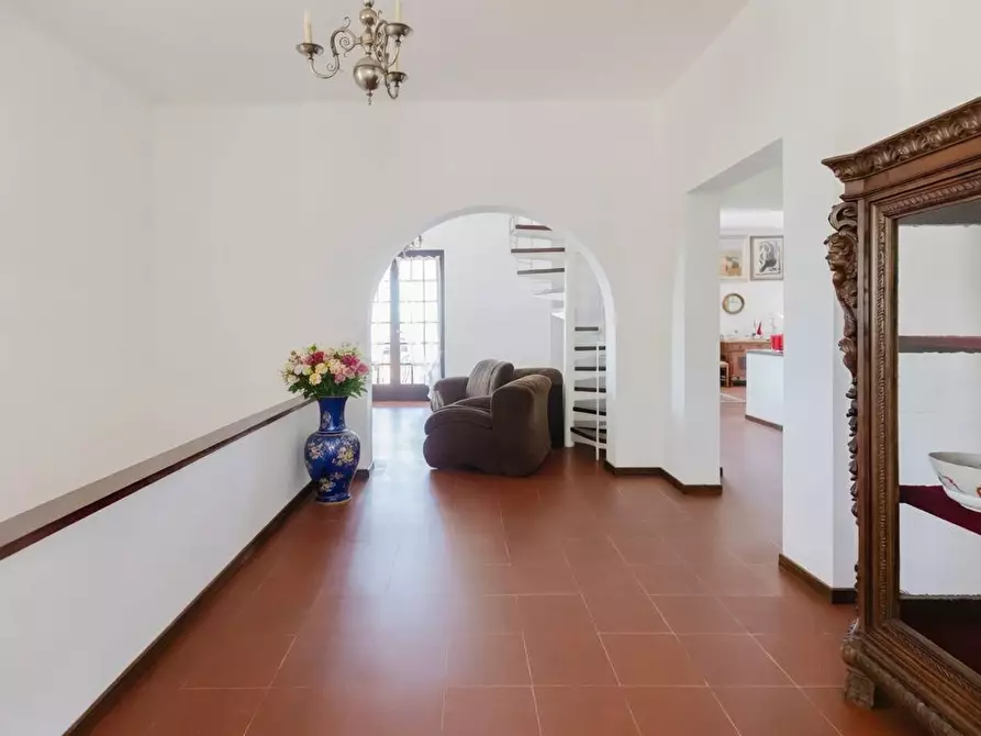 Immagine 35 di Villa in vendita  in VIA ALESSANDRO VOLTA 25 a Carnago