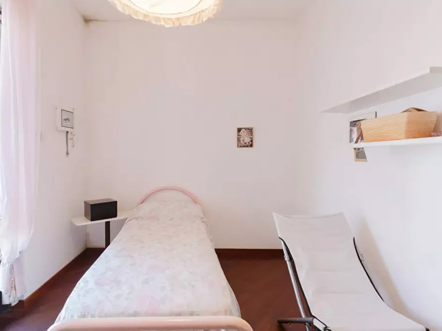 Immagine 31 di Villa in vendita  in VIA ALESSANDRO VOLTA 25 a Carnago