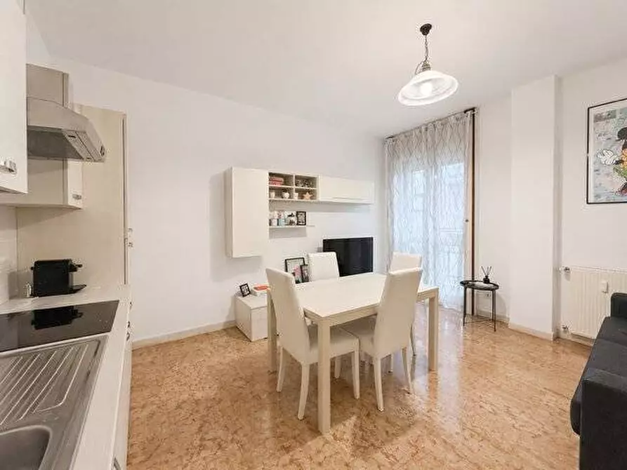 Immagine 2 di Appartamento in vendita  in Via Cairoli 20 a Varese