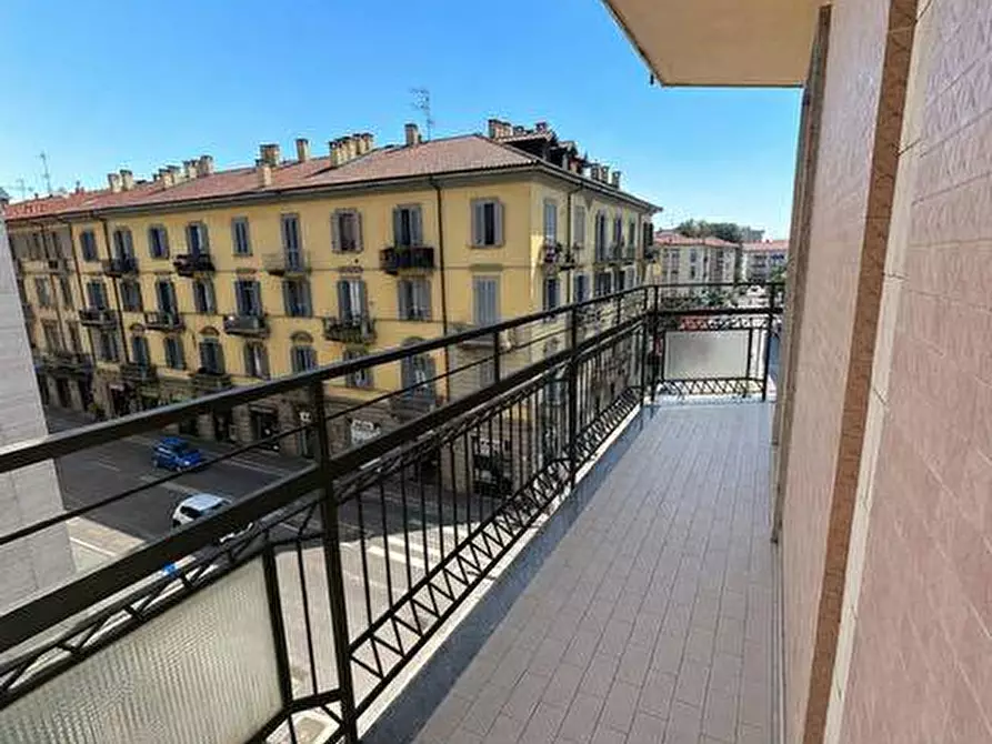 Immagine 8 di Appartamento in vendita  in Via Cairoli 20 a Varese