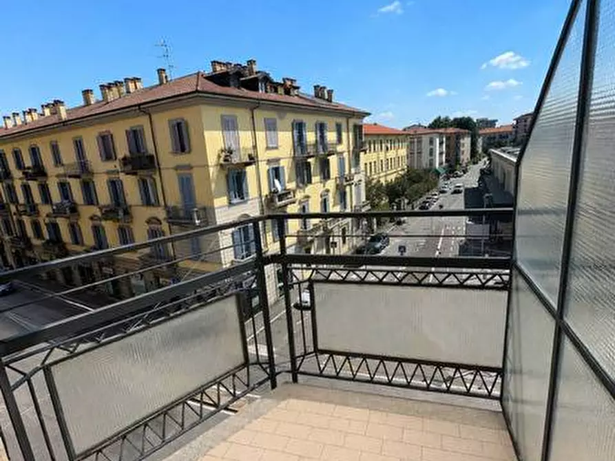 Immagine 9 di Appartamento in vendita  in Via Cairoli 20 a Varese