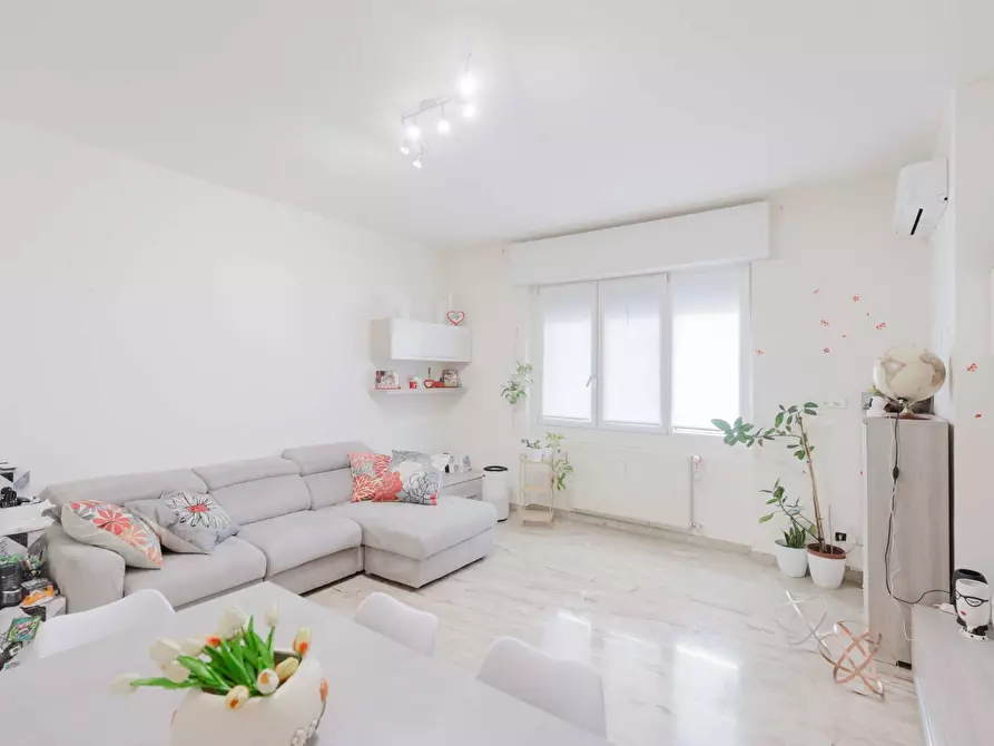 Immagine 4 di Appartamento in vendita  in via carlo poma 4 a Varese