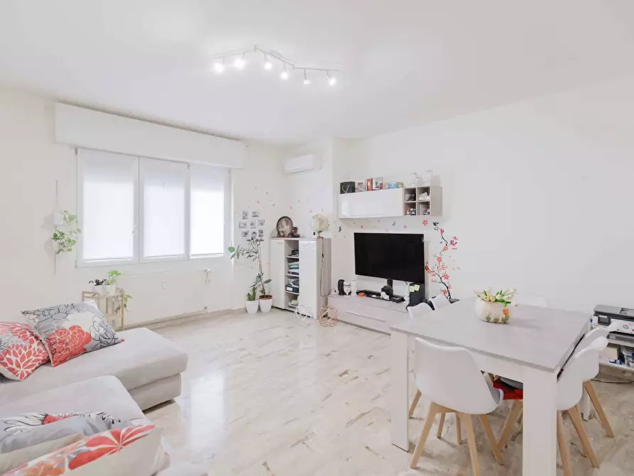 Immagine 8 di Appartamento in vendita  in via carlo poma 4 a Varese