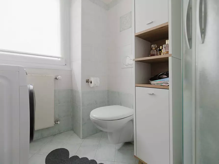 Immagine 30 di Appartamento in vendita  in via carlo poma 4 a Varese