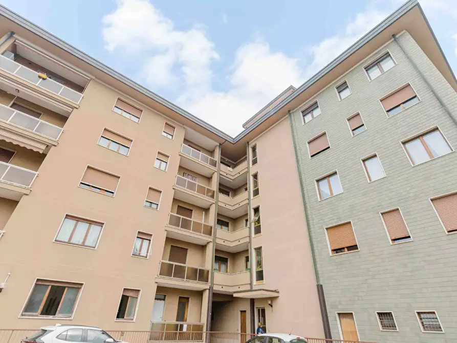 Immagine 57 di Appartamento in vendita  in via carlo poma 4 a Varese