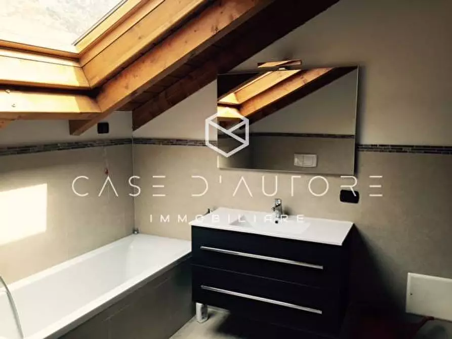 Immagine 6 di Appartamento in vendita  in via san francesco d'assisi 22 a Varese