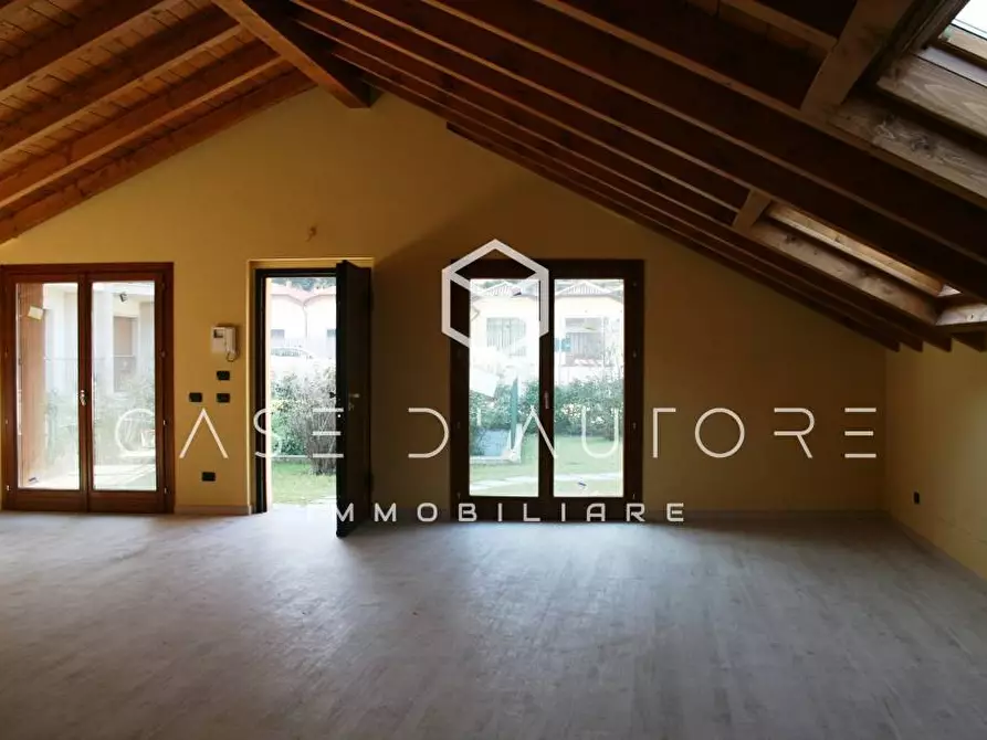 Immagine 15 di Appartamento in vendita  in via san francesco d'assisi 22 a Varese