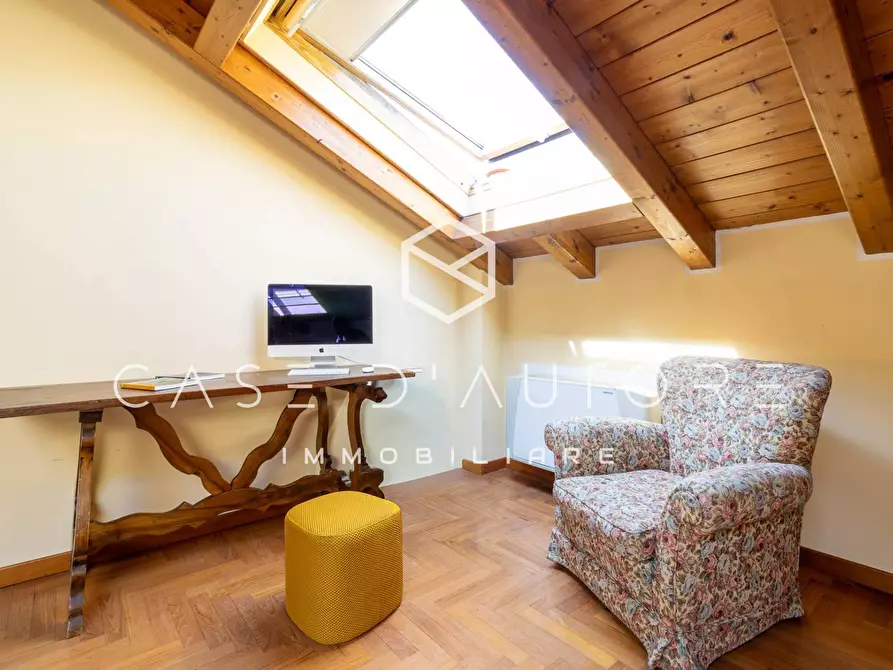 Immagine 16 di Appartamento in vendita  in piazza 20 settembre 6 a Varese