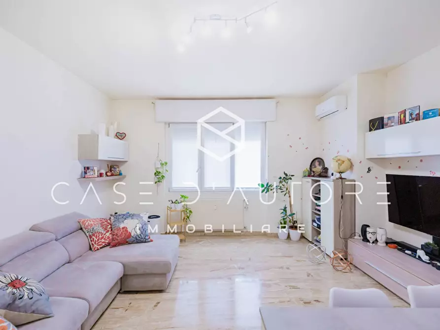 Immagine 2 di Appartamento in vendita  in via carlo poma 4 a Varese