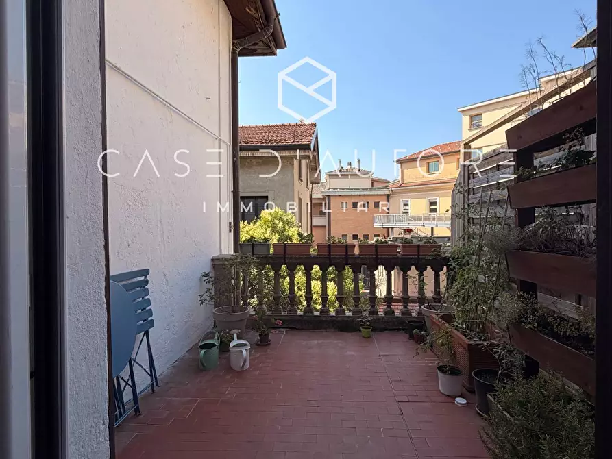 Immagine 9 di Appartamento in vendita  in Via Vittorio Veneto 12 a Varese