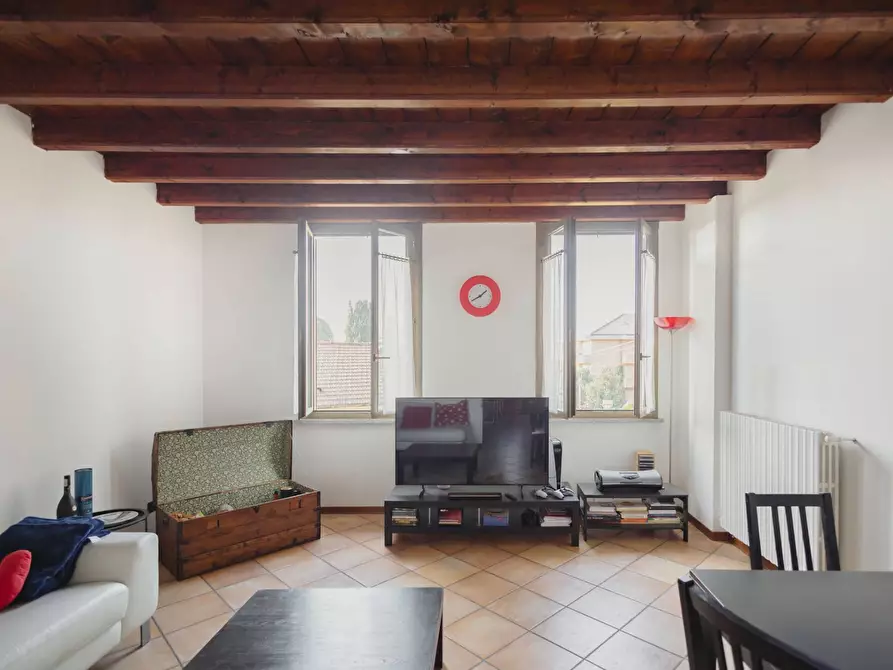 Immagine 5 di Appartamento in vendita  in via mazzini a Barasso