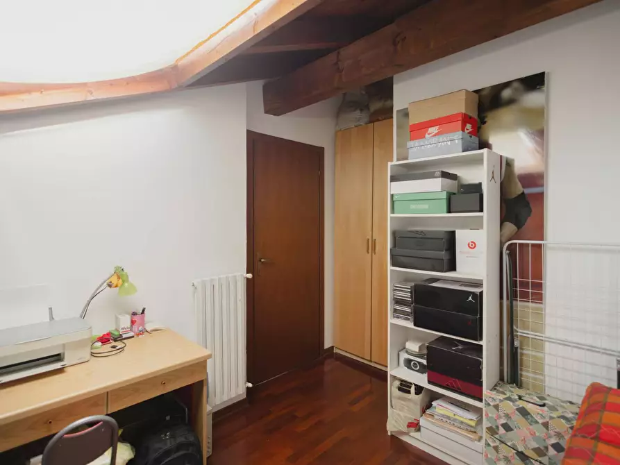 Immagine 13 di Appartamento in vendita  in via mazzini a Barasso