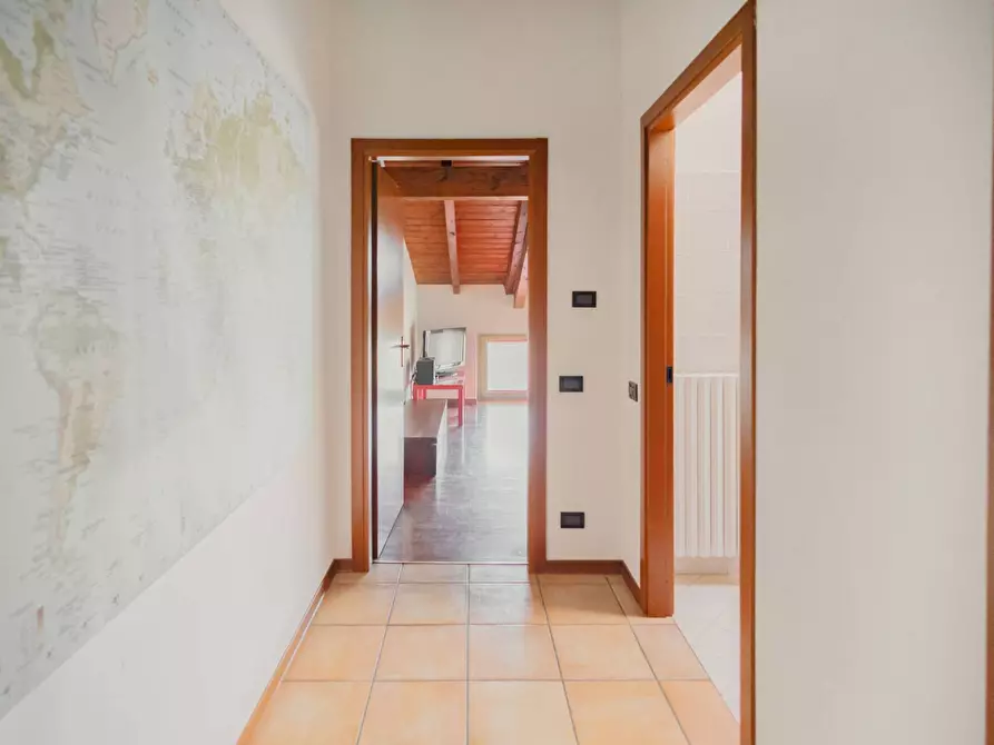 Immagine 23 di Appartamento in vendita  in via mazzini a Barasso