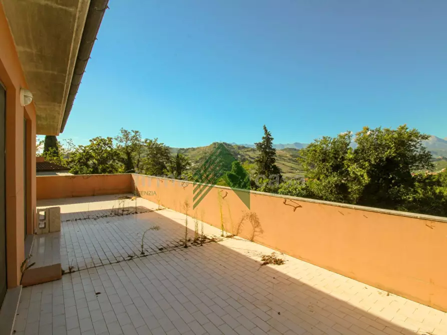 Immagine 6 di Appartamento in vendita  in via Brodolini 9 a Teramo