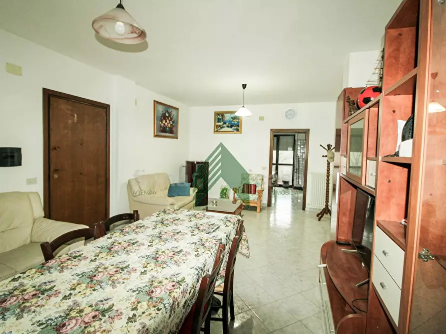 Immagine 5 di Appartamento in vendita  in Via Cona 108 a Teramo