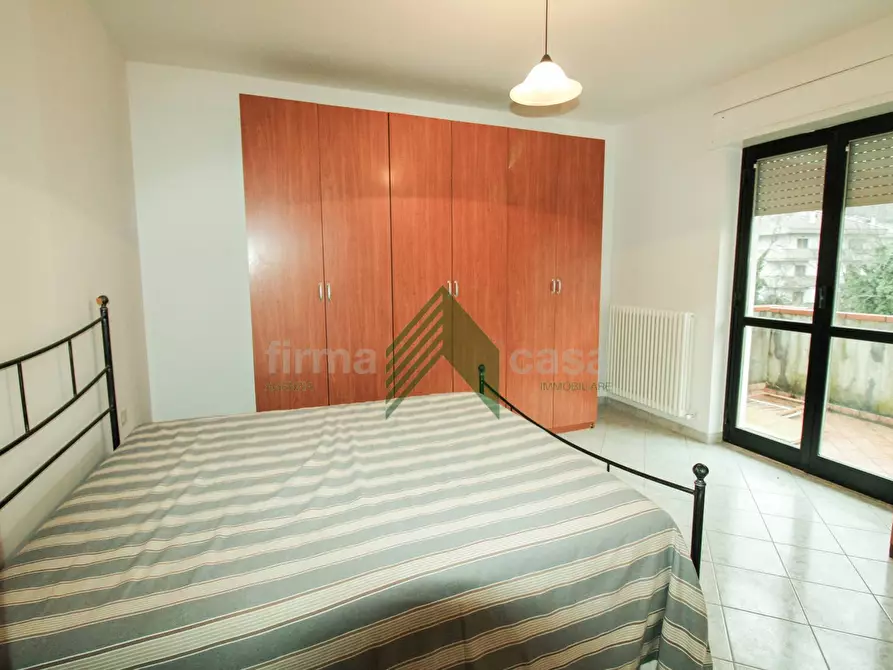 Immagine 13 di Appartamento in vendita  in Via Cona 108 a Teramo