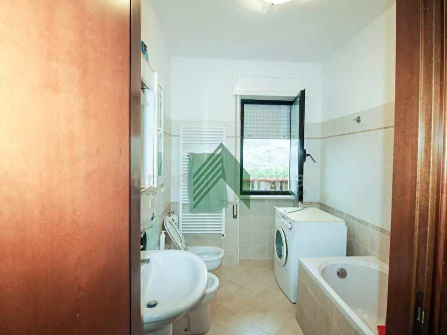 Immagine 15 di Appartamento in vendita  in Via Cona 108 a Teramo