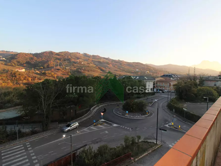 Immagine 19 di Appartamento in vendita  in Via Cona 108 a Teramo