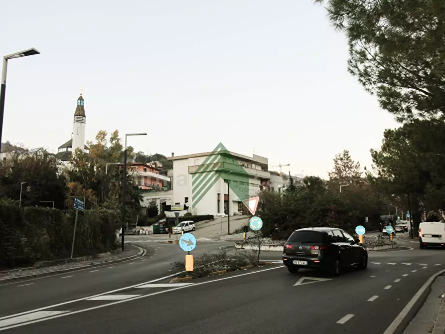 Immagine 2 di Appartamento in vendita  in Via Cona 108 a Teramo