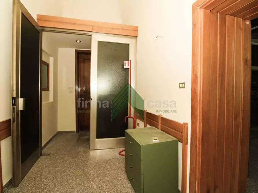 Immagine 19 di Ufficio in vendita  in Via Andrea Costantini 18 a Teramo