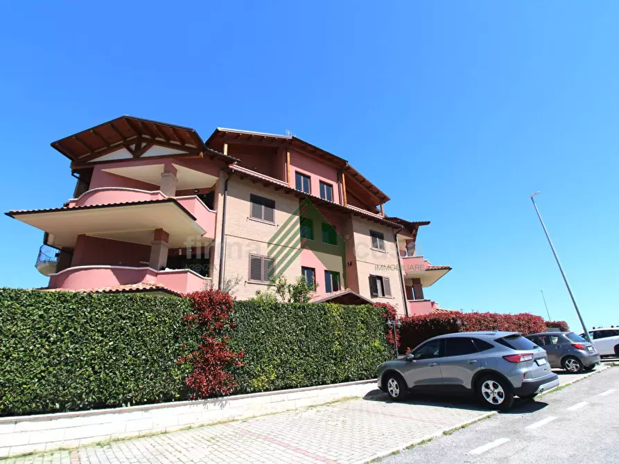 Immagine 3 di Appartamento in vendita  in via Enzo Ferrari 2 a Montorio Al Vomano